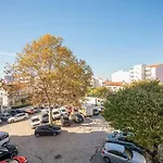 Apartman Guestready - Cozy Beachside Retreat *