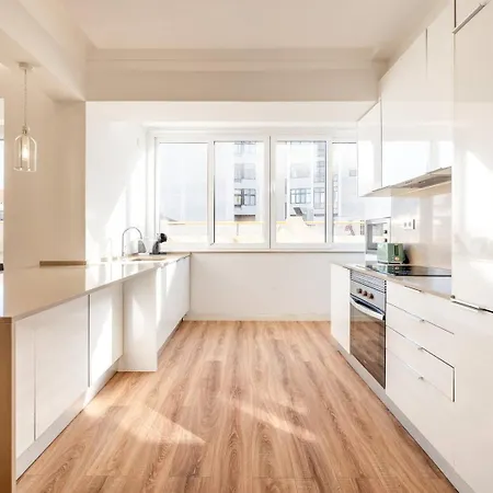 Guestready - Cozy Beachside Retreat アパート コスタ・ダ・カパリカ